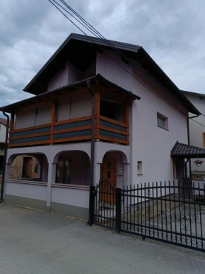Apartman EMA